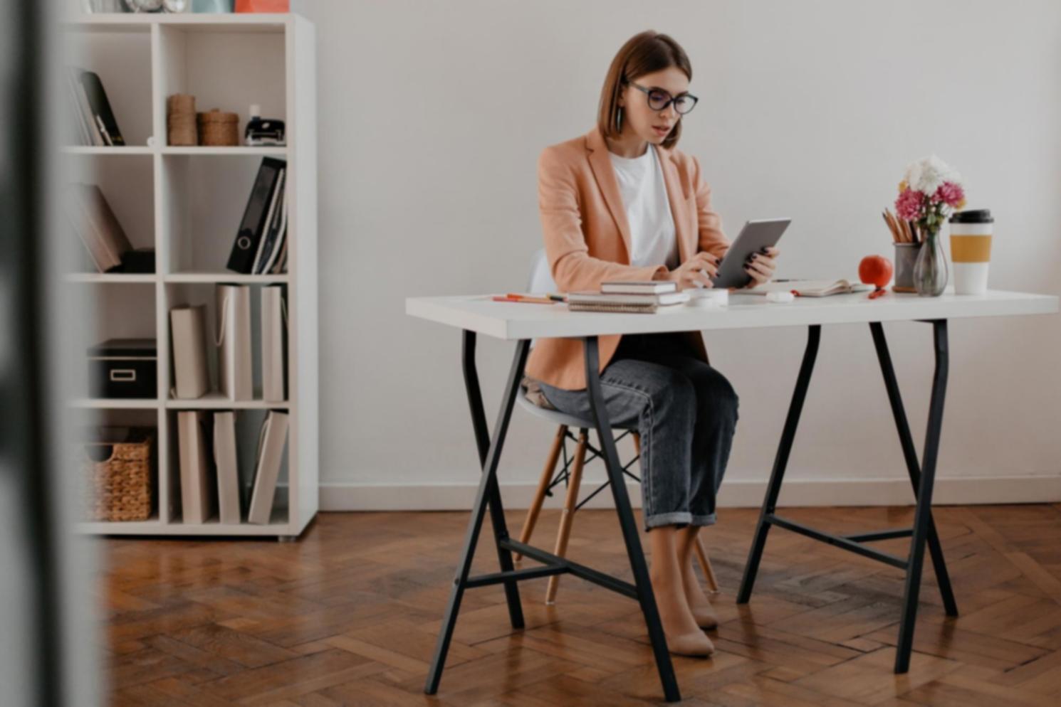 Digitale Finanzplanung am Laptop